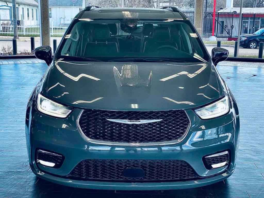 used 2023 Chrysler Pacifica car, priced at $29,495