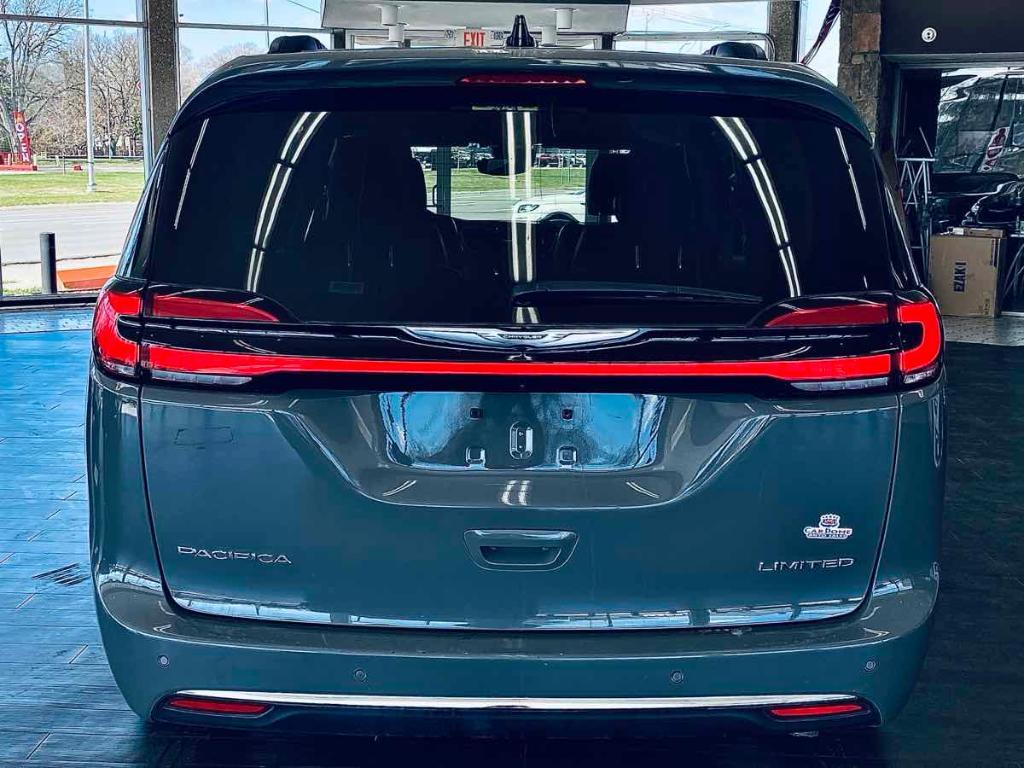 used 2023 Chrysler Pacifica car, priced at $29,495