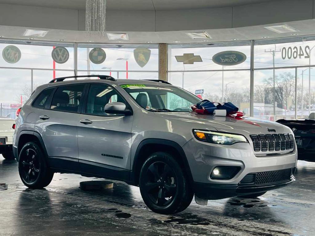 used 2020 Jeep Cherokee car, priced at $15,995