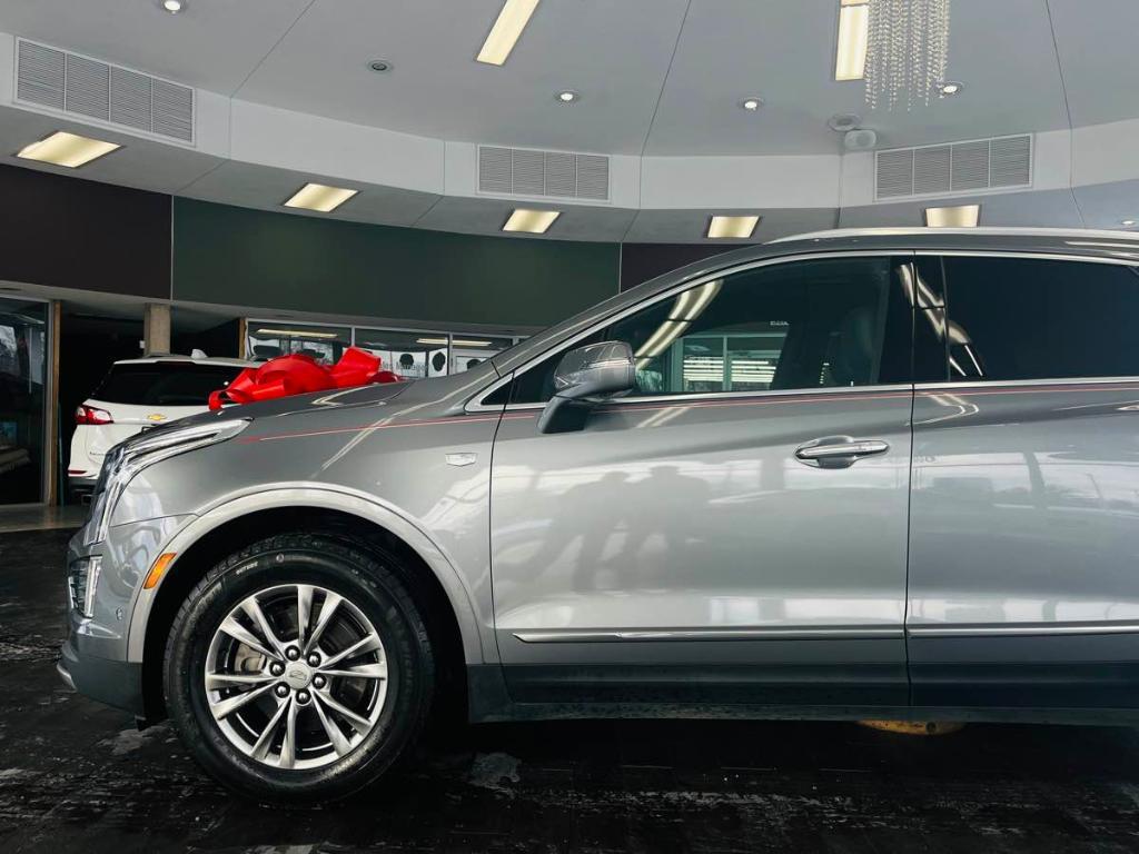 used 2020 Cadillac XT5 car, priced at $21,999