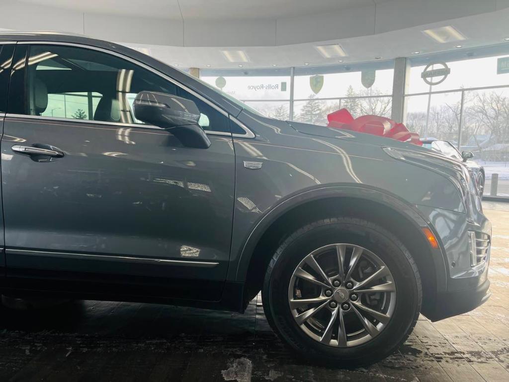 used 2020 Cadillac XT5 car, priced at $21,999