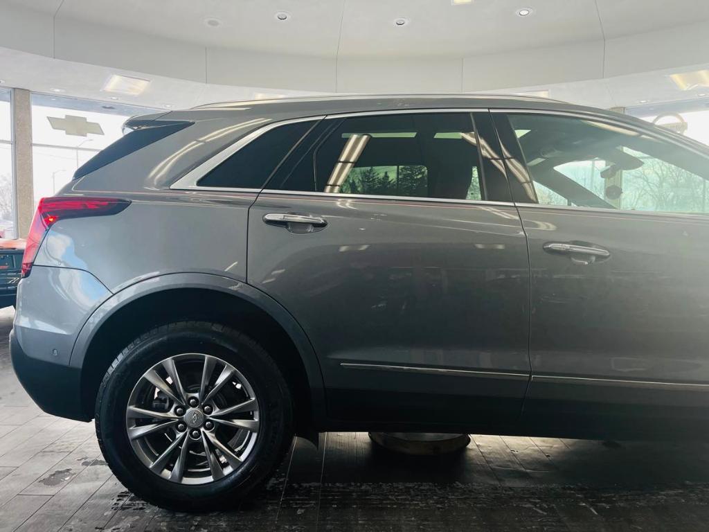 used 2020 Cadillac XT5 car, priced at $21,999