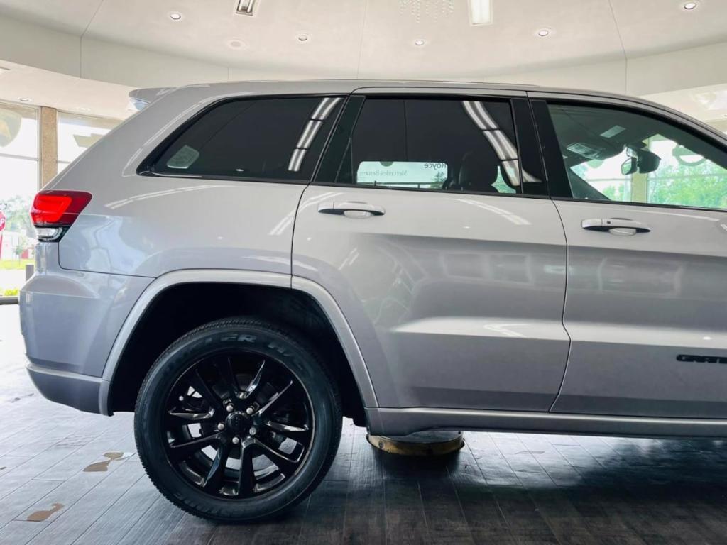 used 2020 Jeep Grand Cherokee car, priced at $24,999