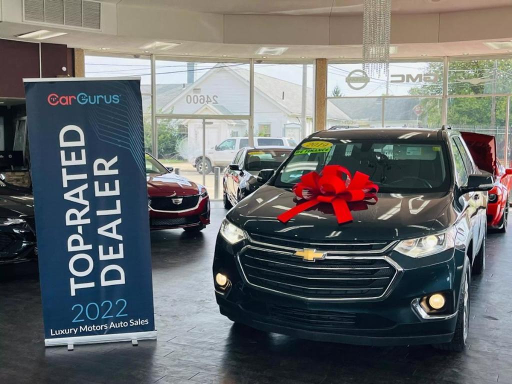 used 2019 Chevrolet Traverse car, priced at $18,999