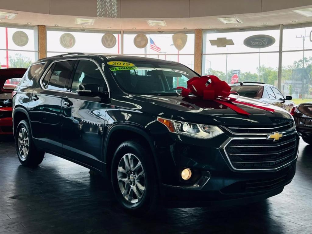 used 2019 Chevrolet Traverse car, priced at $18,999