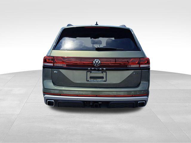 new 2025 Volkswagen Atlas car, priced at $47,904