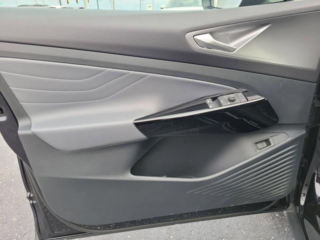 new 2025 Volkswagen ID.4 car, priced at $58,353
