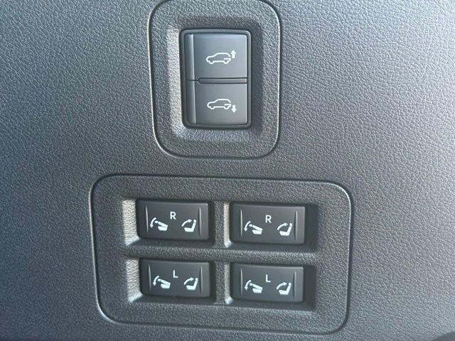 new 2026 INFINITI QX80 car, priced at $116,860