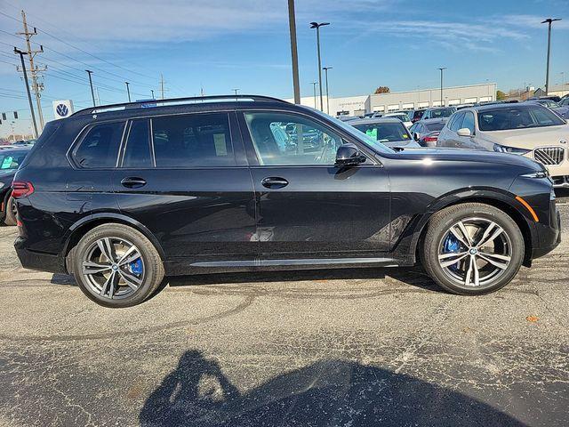 new 2025 BMW X7 car, priced at $119,200