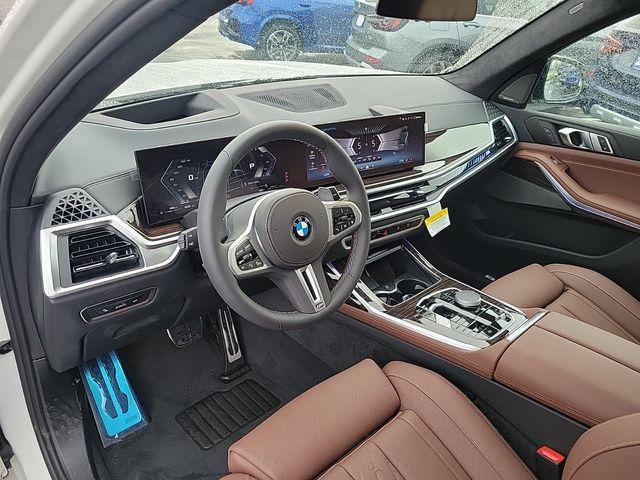 new 2025 BMW X7 car, priced at $117,285