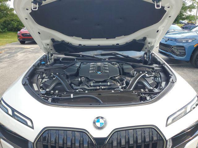 new 2025 BMW 760 car, priced at $128,450