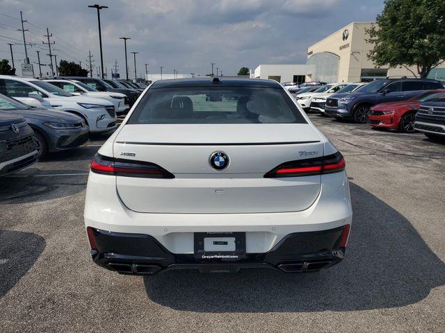 new 2025 BMW 760 car, priced at $128,450