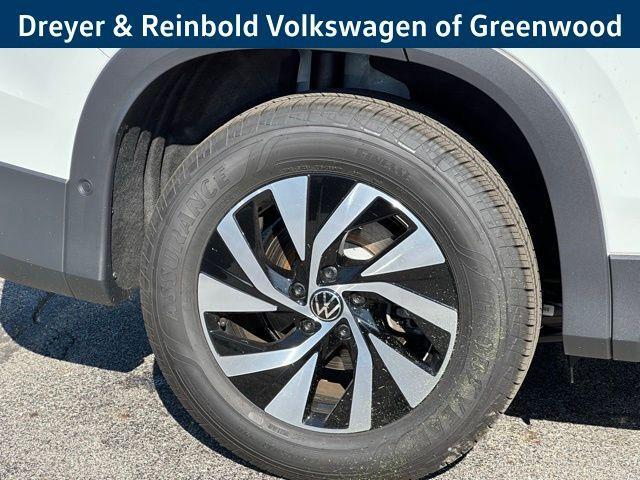 new 2025 Volkswagen Tiguan car, priced at $31,241
