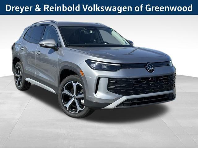 new 2025 Volkswagen Tiguan car, priced at $35,738
