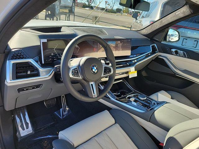 new 2025 BMW X7 car, priced at $117,525