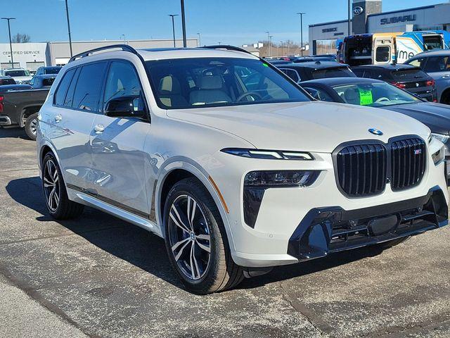 new 2025 BMW X7 car, priced at $117,525