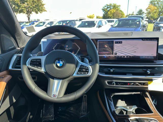 new 2026 BMW X7 car, priced at $96,785