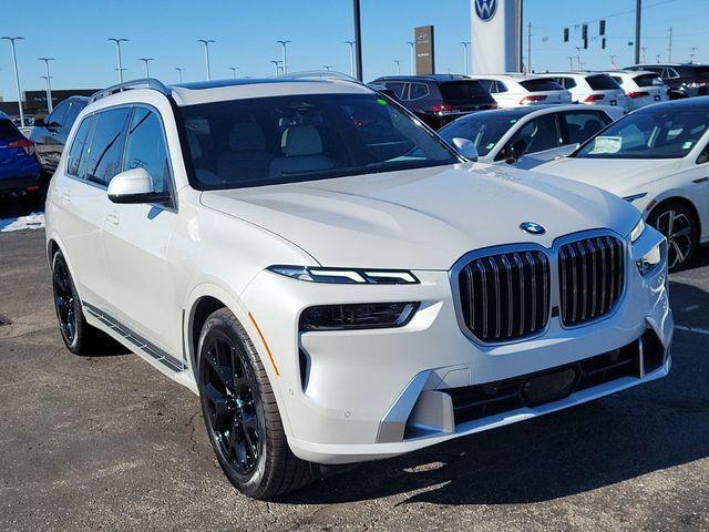 new 2025 BMW X7 car, priced at $92,675