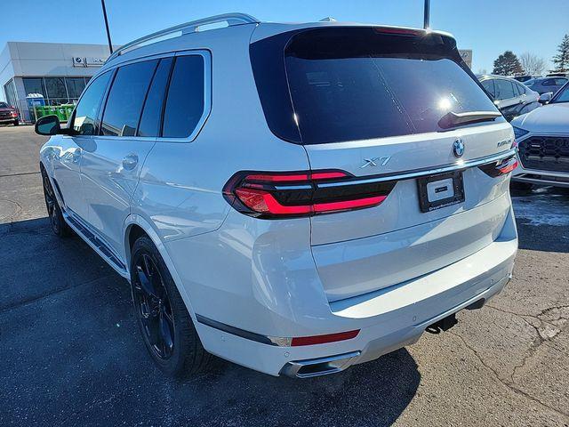 new 2025 BMW X7 car, priced at $92,675