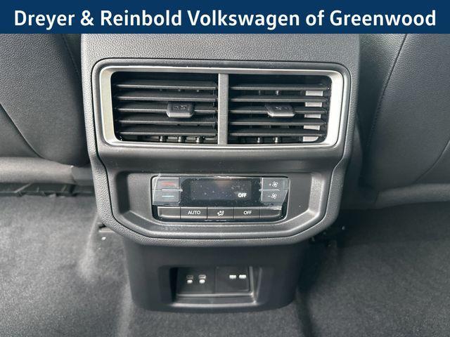 new 2026 Volkswagen Atlas car, priced at $48,444