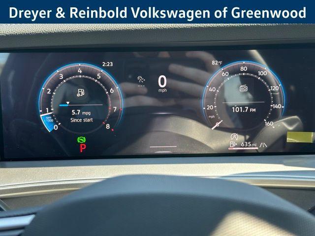new 2025 Volkswagen Tiguan car, priced at $39,235
