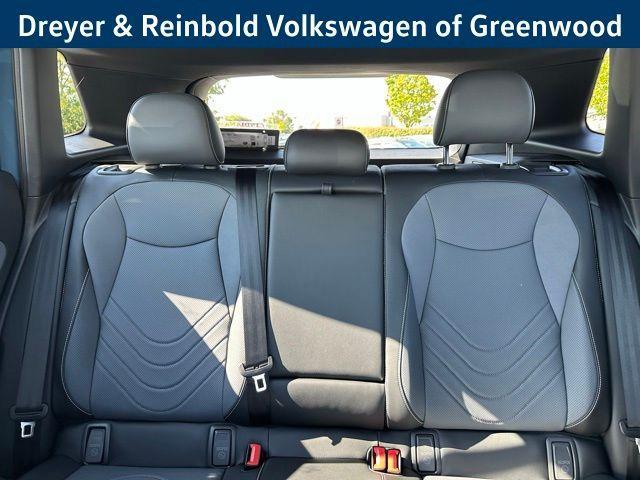 new 2025 Volkswagen Tiguan car, priced at $39,235