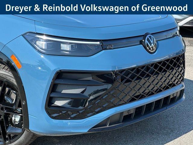 new 2025 Volkswagen Tiguan car, priced at $39,235