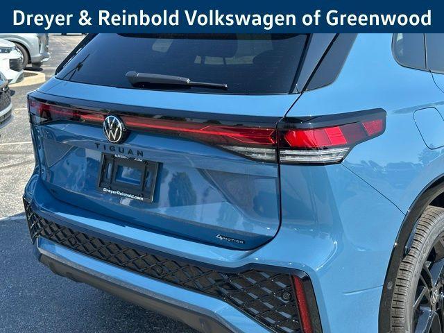 new 2025 Volkswagen Tiguan car, priced at $39,235