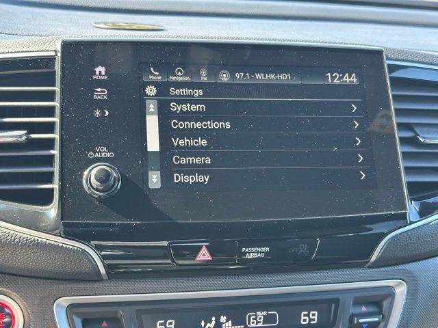 used 2024 Honda Passport car, priced at $37,000