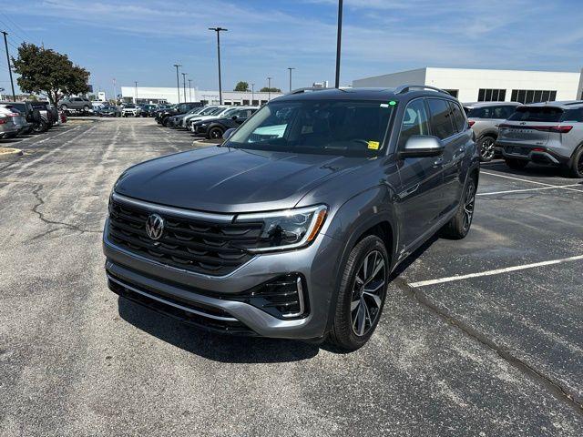 used 2024 Volkswagen Atlas car, priced at $38,000