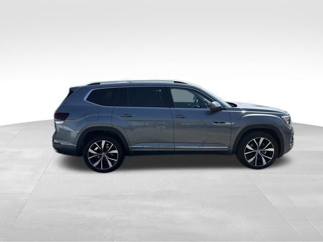 used 2024 Volkswagen Atlas car, priced at $39,000