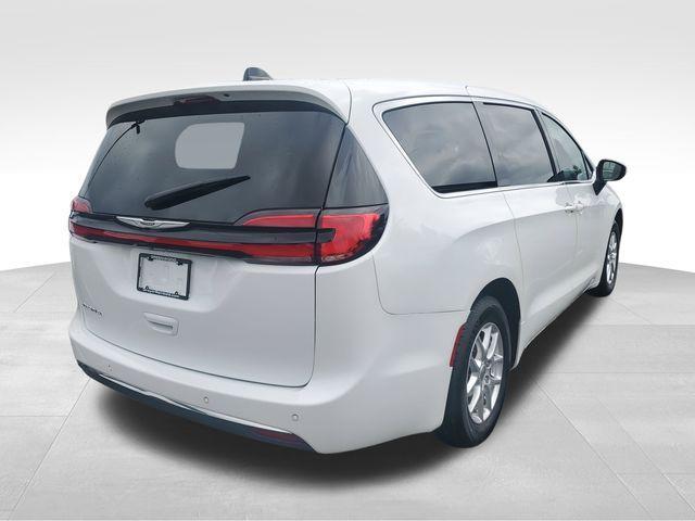 used 2023 Chrysler Pacifica car, priced at $27,980