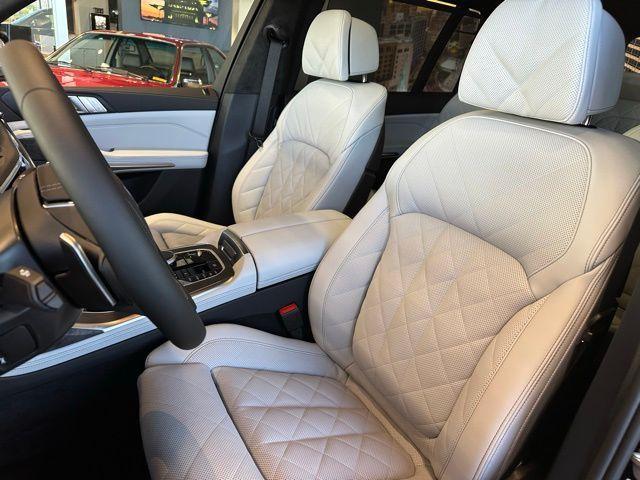 new 2026 BMW X7 car, priced at $97,765