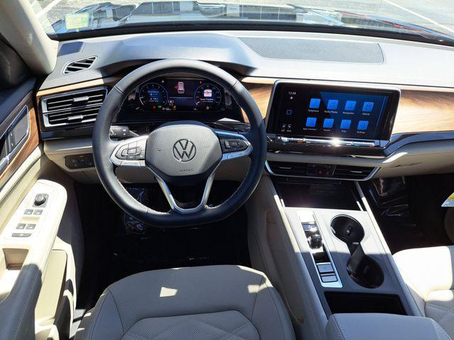 new 2025 Volkswagen Atlas car, priced at $41,136