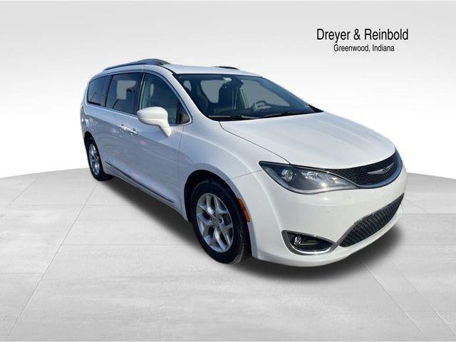 used 2017 Chrysler Pacifica car, priced at $13,980