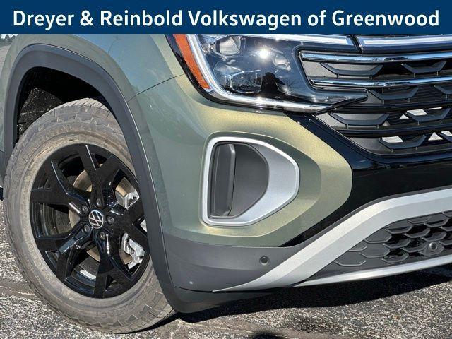 new 2026 Volkswagen Atlas car, priced at $50,367