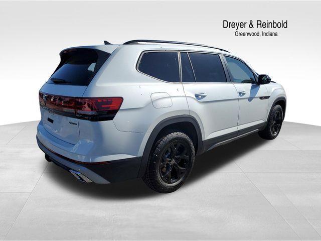 new 2024 Volkswagen Atlas car, priced at $51,973