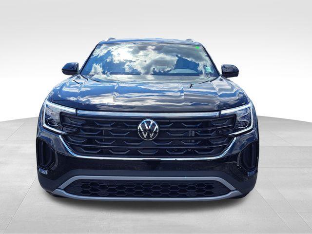 new 2025 Volkswagen Atlas Cross Sport car, priced at $38,753