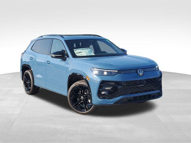 new 2025 Volkswagen Tiguan car, priced at $39,725