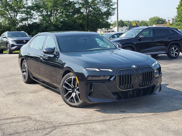 new 2025 BMW 760 car, priced at $127,925