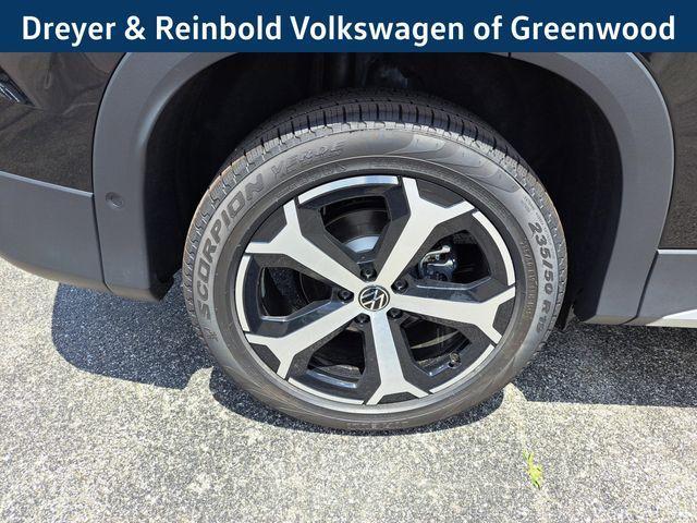 new 2025 Volkswagen Tiguan car, priced at $35,002