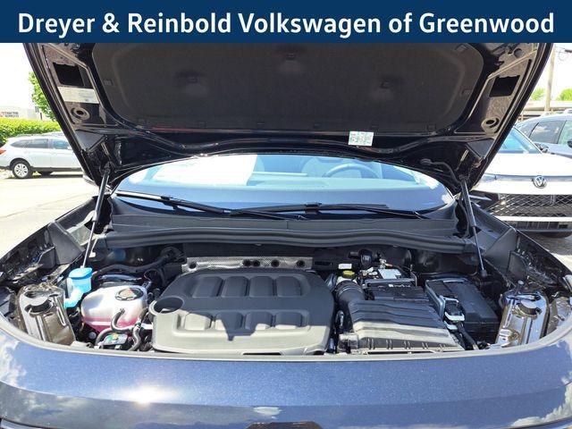 new 2025 Volkswagen Tiguan car, priced at $35,002