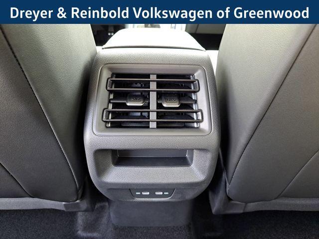 new 2025 Volkswagen Tiguan car, priced at $35,002