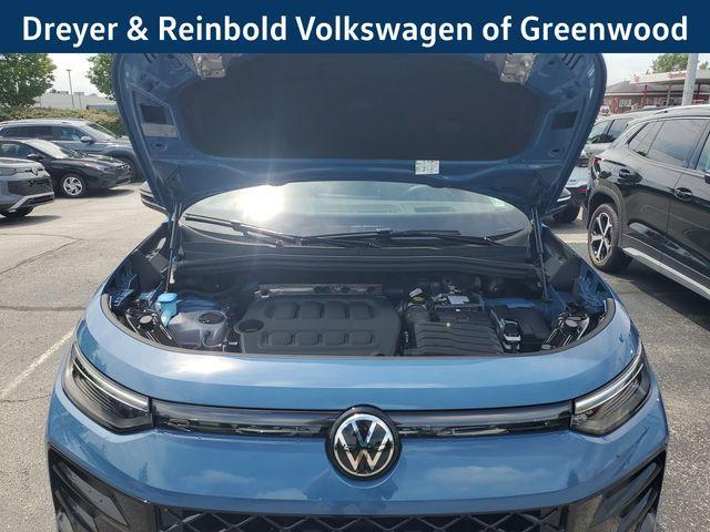 new 2025 Volkswagen Tiguan car, priced at $38,498