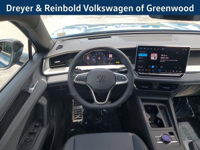 new 2025 Volkswagen Tiguan car, priced at $38,498