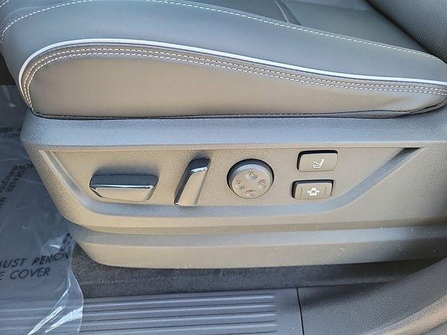 new 2025 INFINITI QX80 car, priced at $109,619