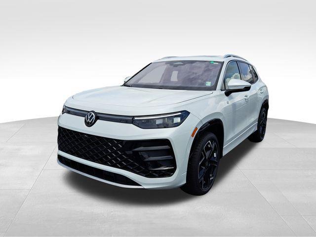 new 2025 Volkswagen Tiguan car, priced at $41,792