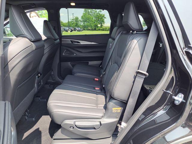 new 2025 INFINITI QX60 car, priced at $62,206