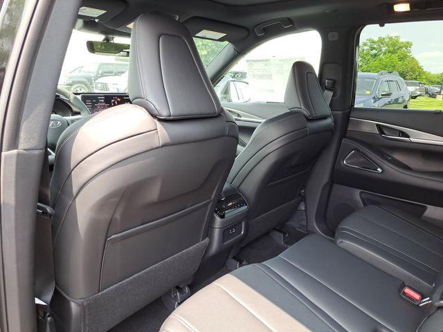 new 2025 INFINITI QX60 car, priced at $62,510