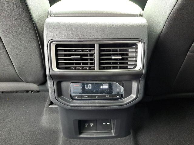 new 2025 Volkswagen Atlas car, priced at $49,997
